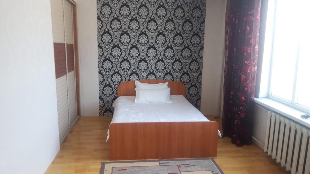 Bulbul Jamak Travel Hostel Olgii 外观 照片